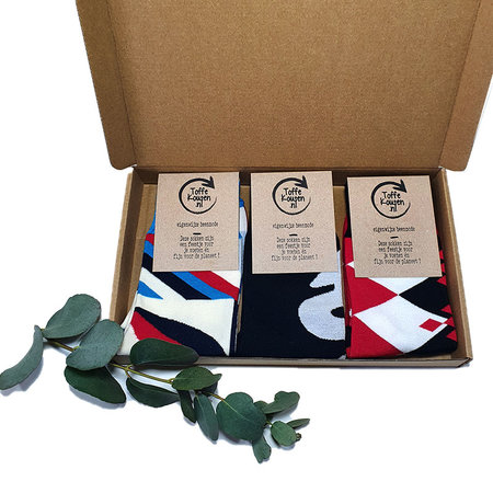 Box 3 paar Mismatched Bamboe Sokken Pijl